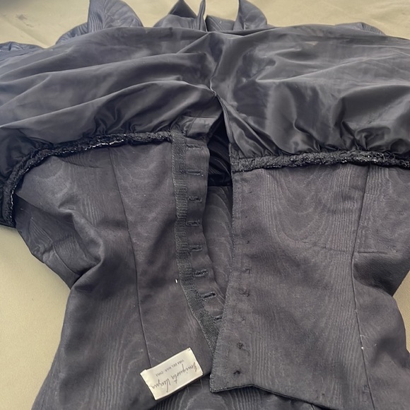 ENRIQUETA VERGARA  Viña Del Mar - Chile, Gorgeous strapless black  color Dress - Picture 16 of 16